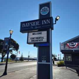 Bayside Inn, hotel v destinácii Saint Ignace