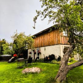 Sweet Honey homestay, hótel í Jūrmala