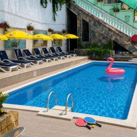 Duplex Chalet with pool barbecue Residence