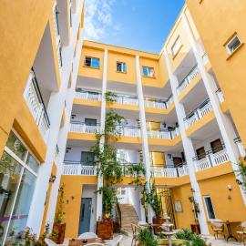 Benna Hotel