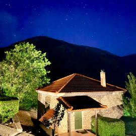 Kalavryta Villa Nano with fireplace and next the Ski Centre