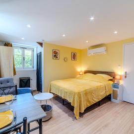La Demeure des Sources - Tournesol, hotel a Bourbon-Lancy