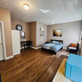 621M Studio room with private bathroom near Whole Foods, Brown University , Downtown