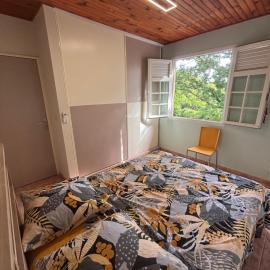 Maison d'art de Philou, Hotel in Morne la Valeur