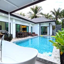 วิลล่าใน Ao Nang Yoona Luxury Pool Villa