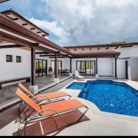 Beautiful house with private pool Hacienda Pinilla