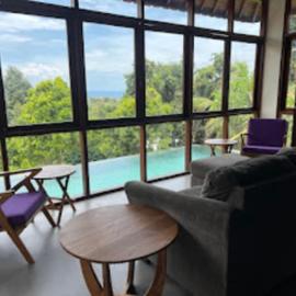 Tenang Saja Villa Suatu Hari