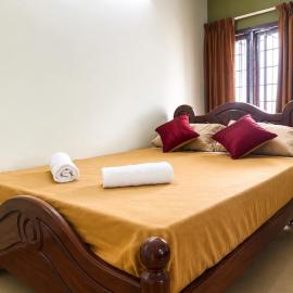 Vijay residency TVR, ξενοδοχείο σε ThiruvÄrÅ«r