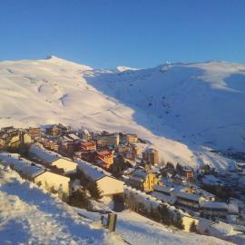 Sierra Nevada piso radiante wifi y parking gratuito