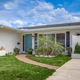 Completedly Renovated Pool: Home Minutes to Beach! – hotel w mieście North Palm Beach