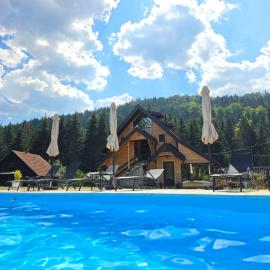 Brvnara Miris Bora - sa bazenom -, hotel Šljivovicában