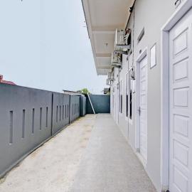 Hotel O Lavina Guesthouse, hotel v Dumai