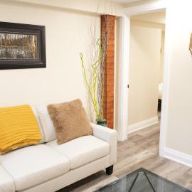 Lake Ontario Retreat 2BR Suite, 2-Min Walk to Lake