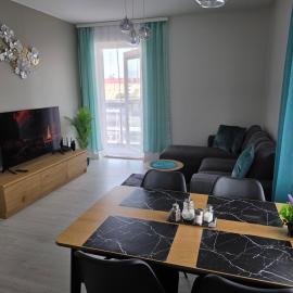 Marivas at the station, free parking & WiFi