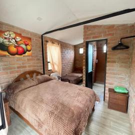 Comfortable villas Leopita for relaxing near the river 1, хотел в Лоха