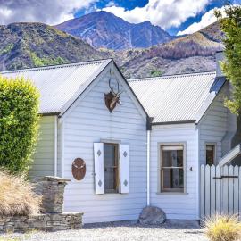 Stags Head Cottage-cosy cottage with hot tub