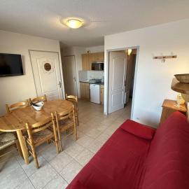 Résidence Gardette - Superbe vue sur les montagnes de ce T2 à Réallon A13 MAE-9051, hotel em Réallon