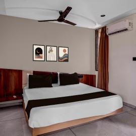 Hotel O Dwarkadhish โรงแรมในสุรัต