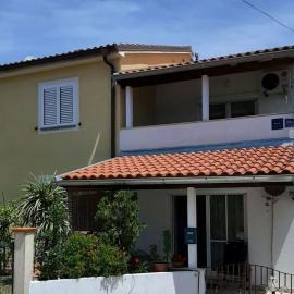 Apartments with parking space Cizici, Krk - 15415