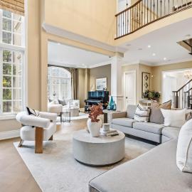 Luxury Golf Retreat Gym Sauna 4BR Executive Home, hotel a Markham