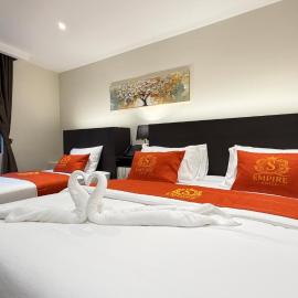 S Empire Hotel