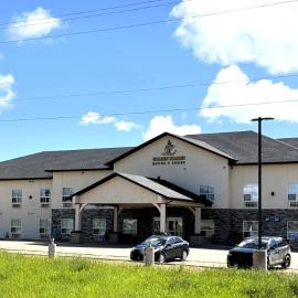 Golden Prairie Hotel & Lodge: Consort şehrinde bir otel