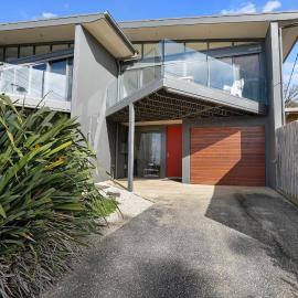 Inn Off The Reef