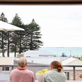 'Mulberry House' Designer home with Ocean Views