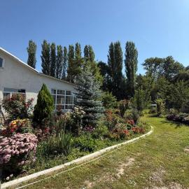 Gülzar Guest House โรงแรมในTalas