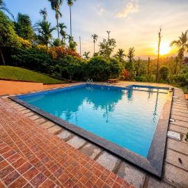 Lakeshore Resort Wayanad、Ambalavayalのホテル