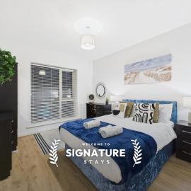 Harveys Yard by Signature Stays, Hayle Luxury Beach home with Parking, Sleeps 7