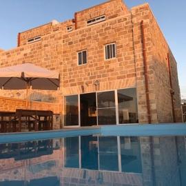 Villa Mercury