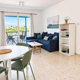 Aphrodite Apartment, hotell i Lachi