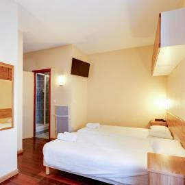 Résidence Molière Hôtel Paris Montrouge, hotel v destinaci Montrouge