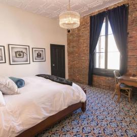 Speakeasy Room 6 Double Full, hotell i Nevada City