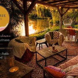 La Flânerie bord d'étang, hotel din Glisy