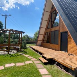Vatra Verde - A-Frame Cabin
