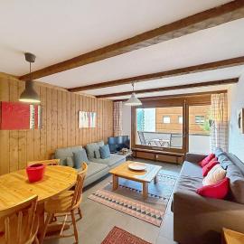 Mondzeu 245C charming apartment in the center of Verbier with Pool and Parking