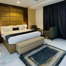 Depalms Hotel & Suites