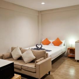 Pitarntong - Cozy Room Near MRT Bang Son