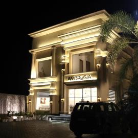 Viesnīca Ambrosia Hotel And Restaurant pilsētā Kapūrthala