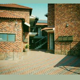Kunjalo Lodge、Inadanのホテル
