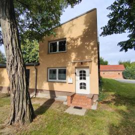 Ferienwohnung am Oder Neisse Radweg – hotel w mieście Letschin