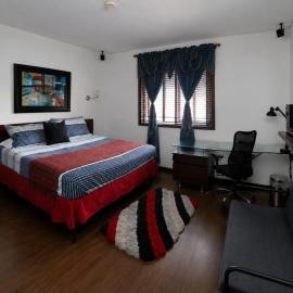 hostal cf bed y breakfast