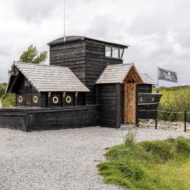 The Boatel at Mayo Glamping