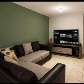 Comfortable apartment with an excellent location Departamento buena ubicación