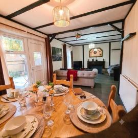 Welcome to Beauty Haven Short Stay Accommodation, Hotel in Manchester