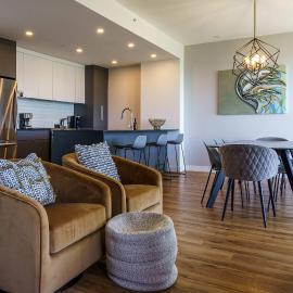 209 - Luxury Condo - Pool & River View