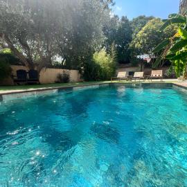 Maison de ville avec piscine