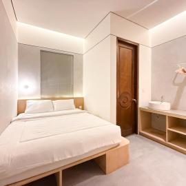 Aliya Co Living near Stadion Mandala Krida RedPartner, hotel di Demangan